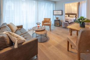 Posezení v ubytování Suite Hotel Binz Familienhotel Rügen + 37 fotografií