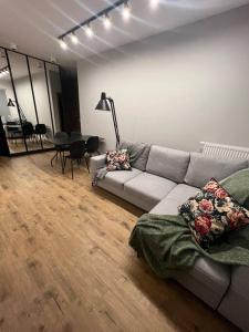 Posedenie v ubytovaní VIP Apart Bielany przy metrze