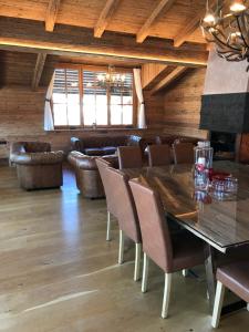 Posezení v ubytování Das Kitz - deLuxe ChaletApartments
