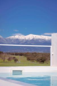A general mountain view or a mountain view taken from A villát