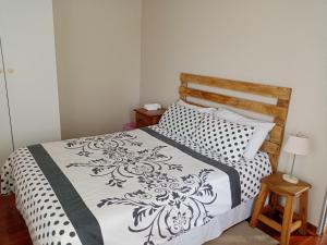 Postel nebo postele na pokoji v ubytování Uyolo Guest Logde
