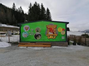 Widok na góry z tego domu wakacyjnego
