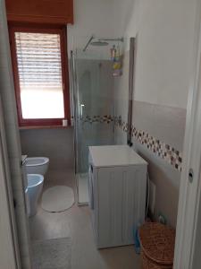 A bathroom at Una terrazza sul mare Még 10 kép