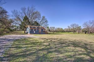 Zahrada ubytování 4 Mi to Dtwn McKinney Tiny Home with Fire Pit