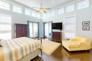 Gallery image of The Sanctuary - Beach and Bay Penthouse B428 in Virginia Beach