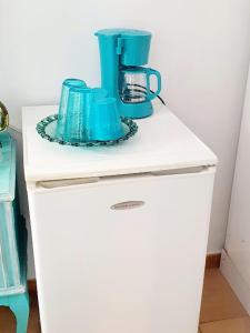 Η κουζίνα ή μικρή κουζίνα στο Yacht Front Studio-Back Yard - No 6