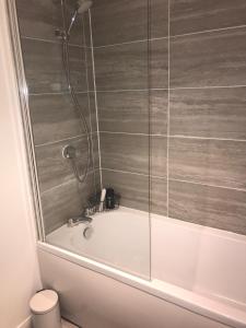 Ένα μπάνιο στο Vogue Apartments