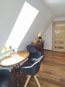 Posezení v ubytování Apartman Ateliér Vary v nově zrekonstruovaném domě