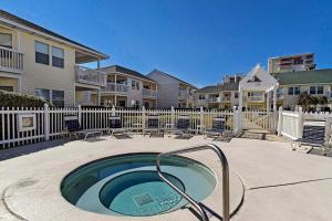 Πισίνα στο ή κοντά στο Sandpiper Cove 4114