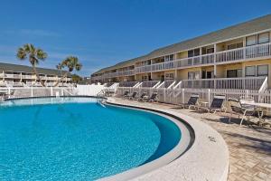 Πισίνα στο ή κοντά στο Sandpiper Cove 4114