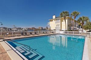 Πισίνα στο ή κοντά στο Sandpiper Cove 4114