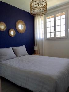 Postel nebo postele na pokoji v ubytování Appartement 2 pièces proche du centre ville