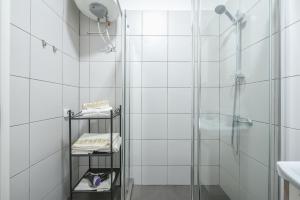 Kúpeľňa v ubytovaní Drakou Studio + 10 fotografií