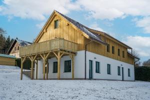 Penzion U Černého kohoutka v zime