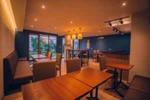 Khu vực ghế ngồi tại Saska Boutique Hotel