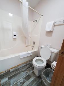 Foto dalla galleria di Twelve Oaks Inn a Branson Altre 23 foto