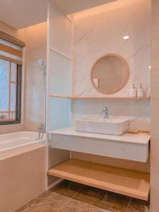 Koupelna v ubytování FLC Sea Tower Quy Nhơn - VIP HOUSE