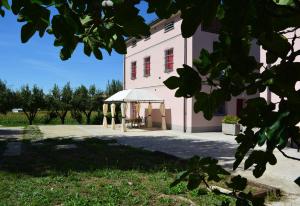 The building in which a vidéki vendégházakat is located