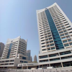 Fotografie z fotogalerie ubytování Beautiful Marina Views One Bedroom Apartment with two balconies v Dubaji