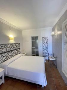 Gallery image of Hotel La Peña in Tarifa