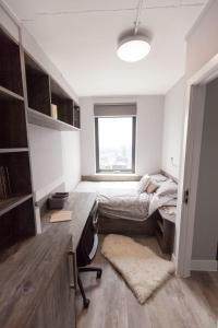 Gallery image of For Students Only Stylish Studio Apartments at Crown Place in Portsmouth in Portsmouth