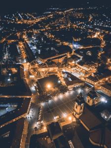 Pohľad z vtáčej perspektívy na ubytovanie BB21 Apartman Eger - City centre