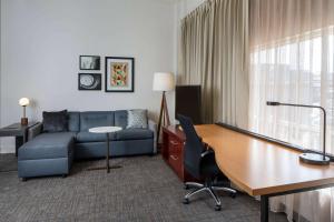 Posezení v ubytování Sonesta ES Suites New Orleans Convention Center