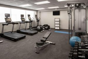 Fitness centrum a/nebo fitness zařízení v ubytování Sonesta ES Suites New Orleans Convention Center