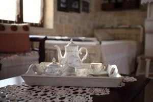 Príslušenstvo na prípravu kávy alebo čaju v ubytovaní Villa Athina - Irene Country House