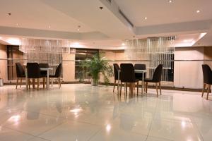 Posezení v ubytování Quiet Dreams - Serviced Apartments King abdul Aziz Street Branch