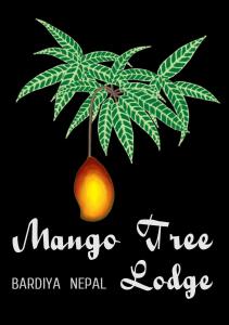 Bhurkīā的住宿－Mango Tree Lodge，一张有松针的树的照片