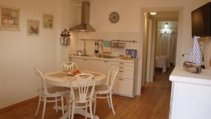 Ảnh trong thư viện ảnh của LA BARCHETTA suite ở Orosei