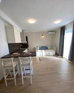 Kuchyň nebo kuchyňský kout v ubytování Apartmani Cvita