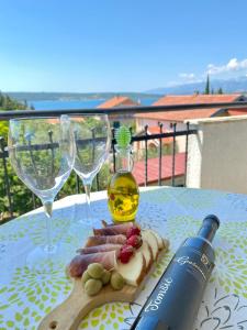 Jedlo v apartmáne alebo blízkom okolí