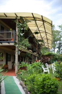 Taman di luar Apart Hotel Las Violetas