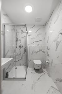 Ванна кімната в Home Le Fame