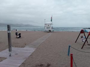 Fotografia z galérie ubytovania Las Canteras Las Puntillas Beach v destinácii Las Palmas de Gran Canaria