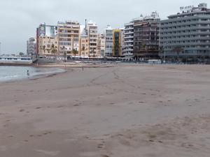 Fotografia z galérie ubytovania Las Canteras Las Puntillas Beach v destinácii Las Palmas de Gran Canaria