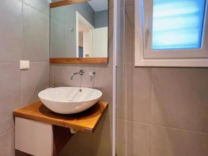 Kép WSD Hera Luxury Stylish 2BD Apt with City View Balcony Near Merto szállásáról Athénban a galériában