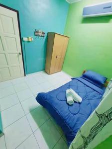 Postel nebo postele na pokoji v ubytování Bukit Indah @ Issix (Nearby Aeon Bukit Indah)