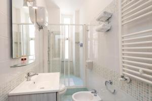 Ванная комната в Hotel Parker - Gruppo BLAM HOTELS