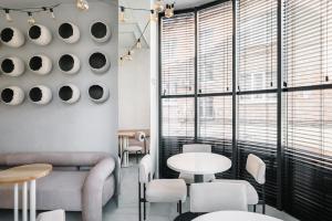 Posezení v ubytování Ribas Rooms Lutsk