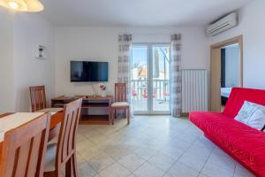 TV a/nebo společenská místnost v ubytování Apartments Vesna