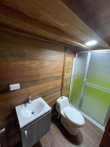 Ванна кімната в Rancho Alegre
