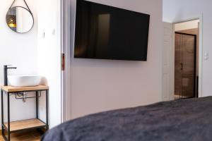 TV a/nebo společenská místnost v ubytování DreamHouse7 rooms