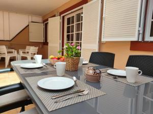 A seating area at Los Cristianos - heated swimming pool air-conditioned