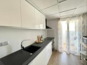 Zdjęcie z galerii obiektu Apartamento Isabella a 50 metros de la Playa w mieście El Campello