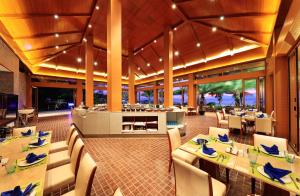Restaurace v ubytování Huidong Regal Palace Resort