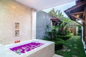 Zahrada ubytování Danakha Villa Ubud