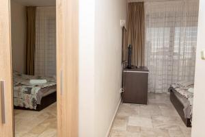 Foto dalla galleria di Luxury Family Apartment Kaliakria a Topola